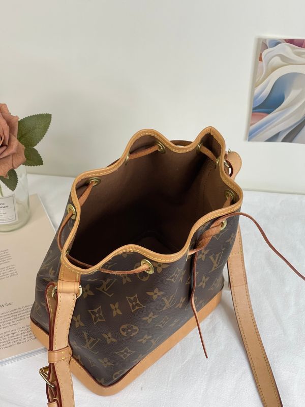 【分期0利率】LV NOE BB 水桶包【9成新】 