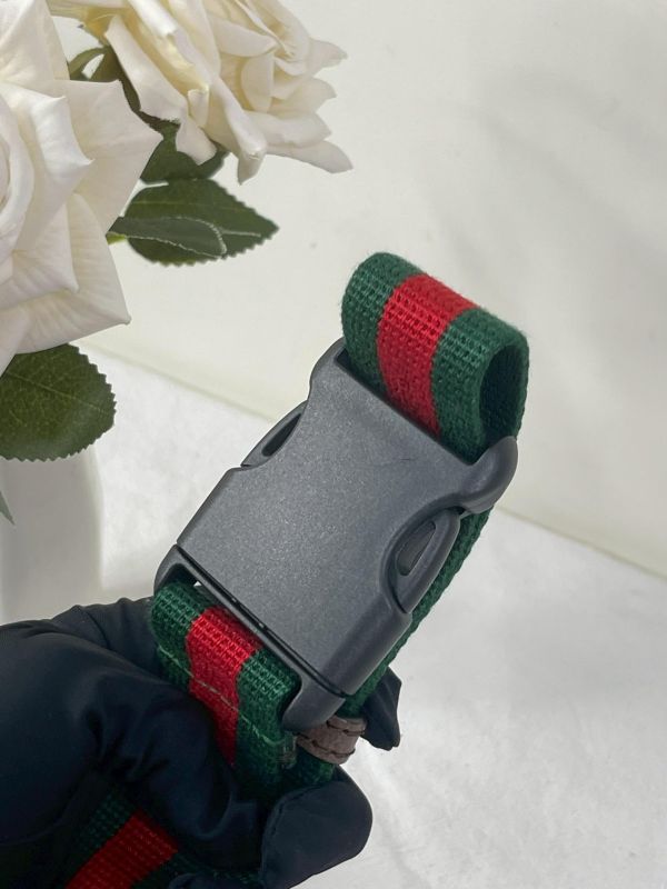 【99成新】GUCCI Supreme虎頭胸包 