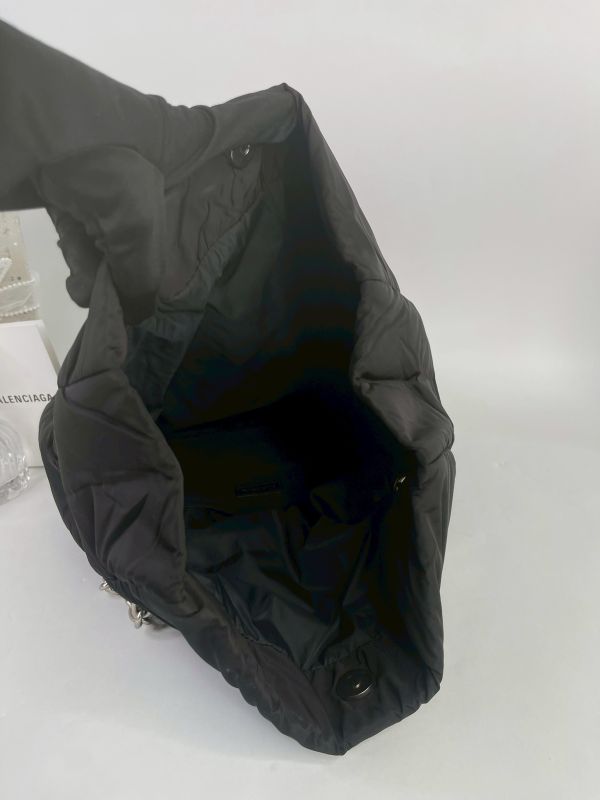 【9成新】BALENCIAGA MONACO 金屬BB LOGO尼龍翻蓋鍊包 