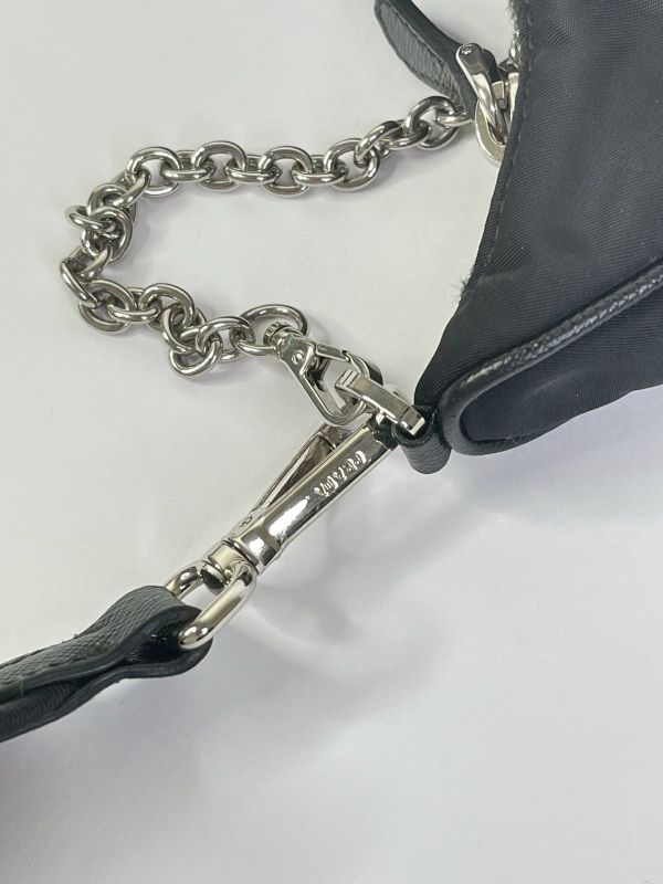 【9成新】PRADA Re-Edition 2005 Re-Nylon 手袋 