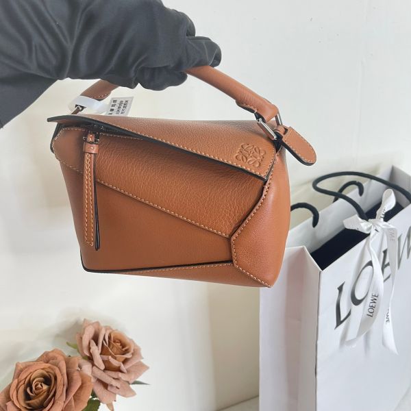 【12期0利率】LOEWE MINI  PUZZLE 焦糖色【24年台灣購證】【99成新】 