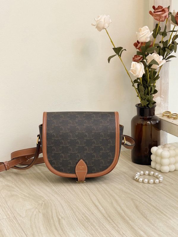 【95成新】CELINE Triomphe帆布中型Folco手袋 