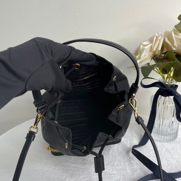 【12期0利率】Prada Duet Re-Nylon 水桶袋【全新閒置品 