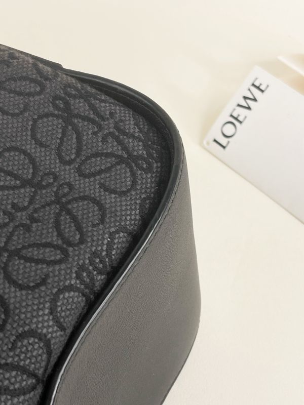 【分期0利率】LOEWE 皮革拼接帆布吊床包 【95成新】 
