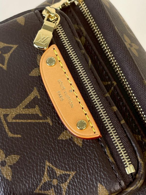 【未使用閒置品】LV Mini Bumbag 