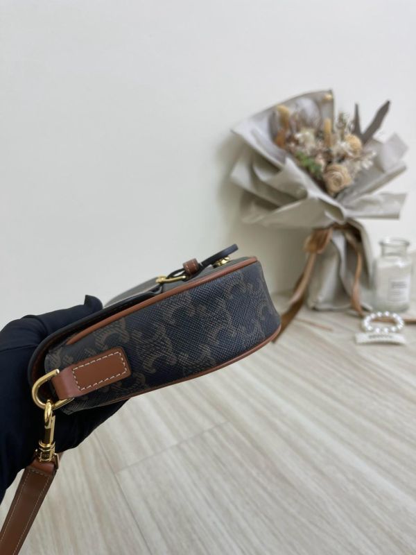 【99成新】CELINE FOLCO 標誌印花肩背包 