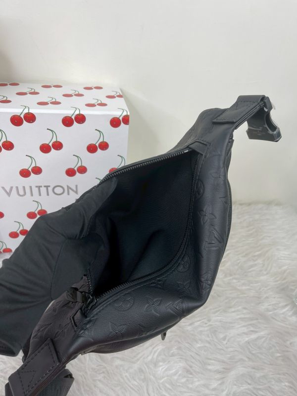 【分期0利率】LV Discovery PM 腰包【未使用閒置品】 