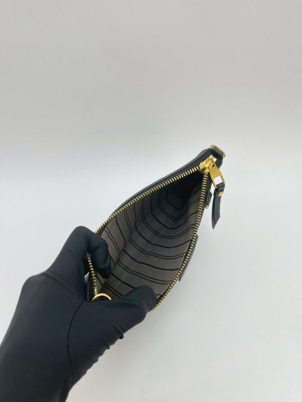 【95成新】LV Easy Pouch On Strap 