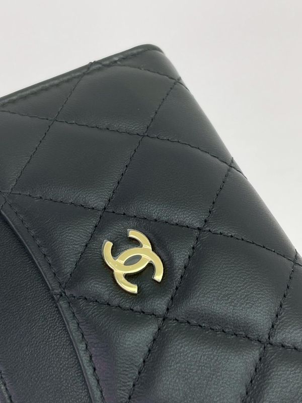 【未使用閒置品】CHANEL 經典L型拉鍊卡片夾 