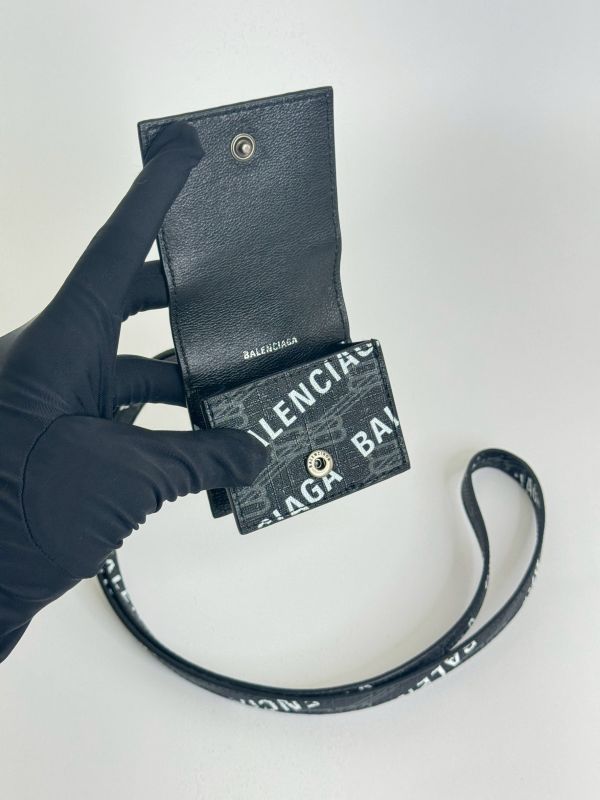 【95成新】BALENCIAGA AIRPODS 耳機套 