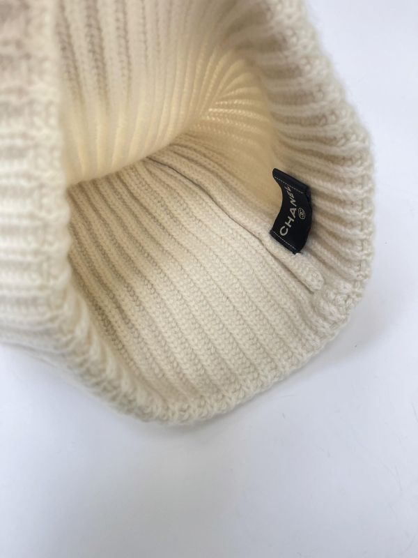 【9成新】CHANEL 23K  LOGO 亮片毛帽 