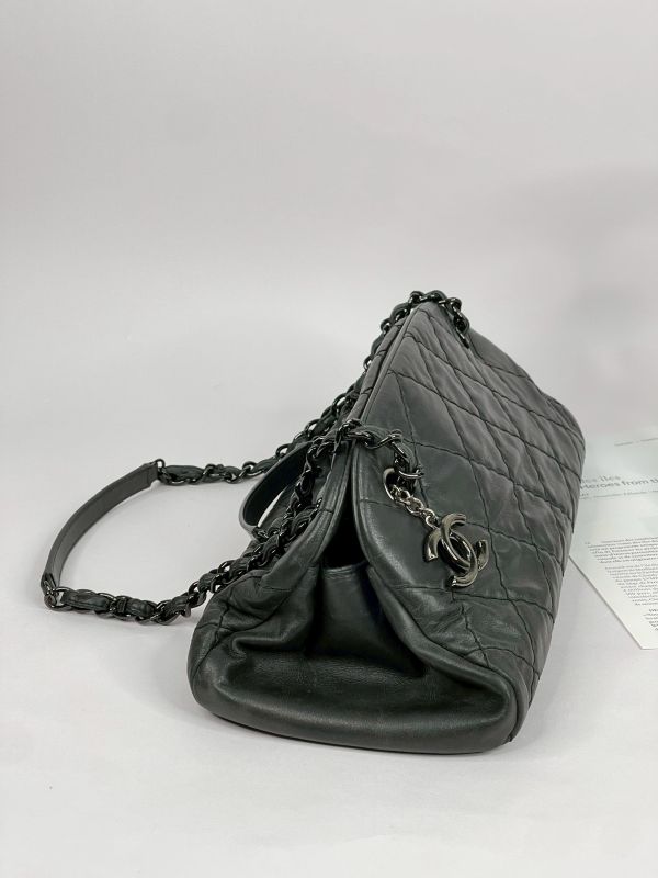 【分期0利率】CHANEL  閃亮皮革保齡球兩用包【9成新】 