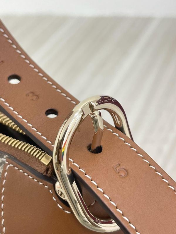 【全新品】GUCCI GG EMBLEM 單肩包 