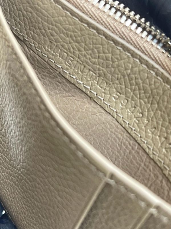 【未使用閒置品】BALENCIAGA 一字拉鍊零錢卡包 