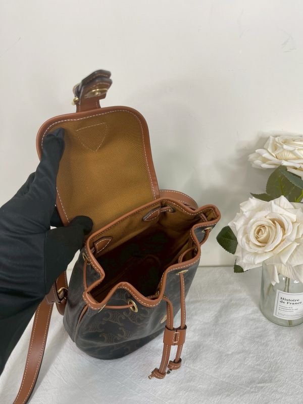 【分期0利率】CELINE Triomphe帆布及小牛皮迷你型FOLCO背包【未使用閒置品】 