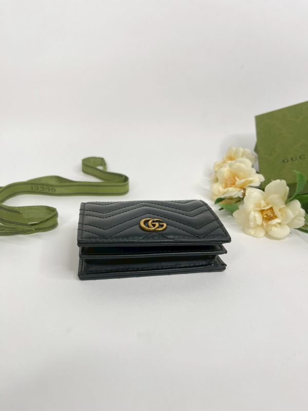 【分期0利率】GUCCI Marmont 愛心兩摺拉鍊零錢袋短夾【99成新】 