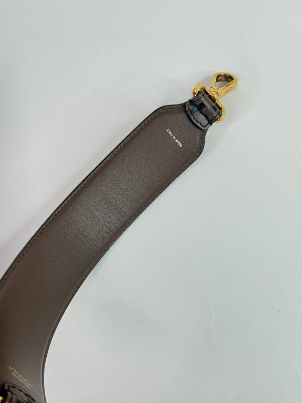 【分期0利率】FENDI 老花短背帶【9成新】 