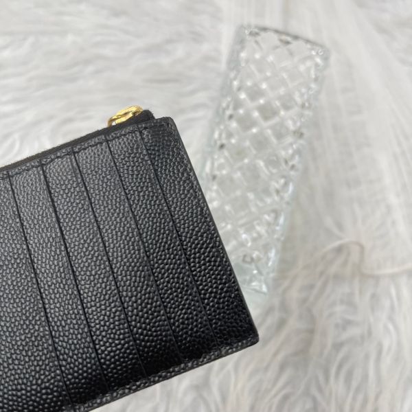 【分期0利率】YSL 粒面壓紋牛皮拉鍊卡片零錢包【99成新】 