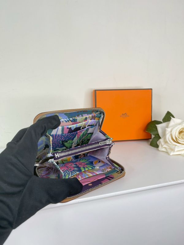 【分期0利率】HERMES 絲巾短夾 金棕色【未使用閒置品】