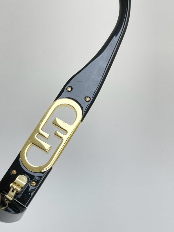 【9成新】FENDI Squared Ace 墨鏡 
