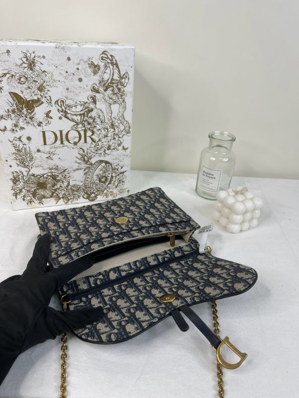 【分期0利率】Dior Oblique 緹花Saddle鏈帶斜背包【95成新】 