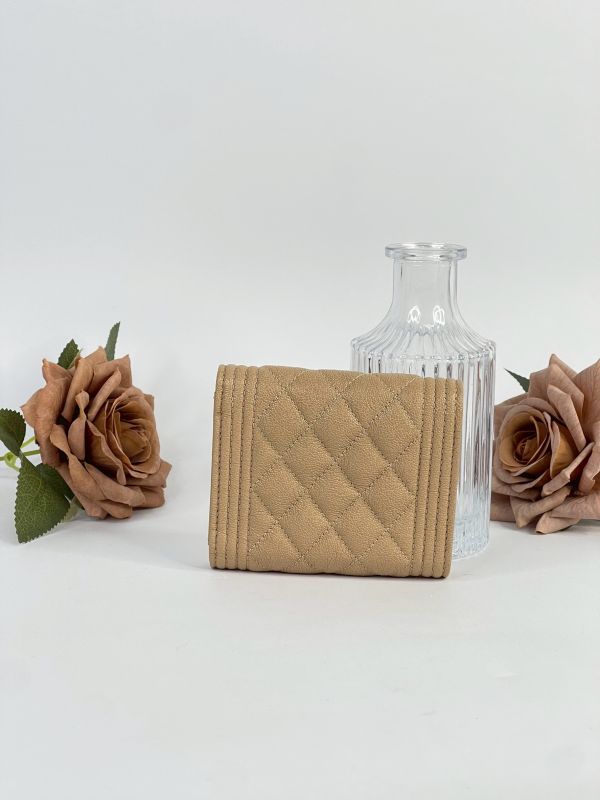 【99成新】CHANEL  BOY 三折短夾 