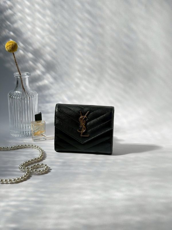 【分期0利率】YSL  魚子醬三折短夾 【9成新】 