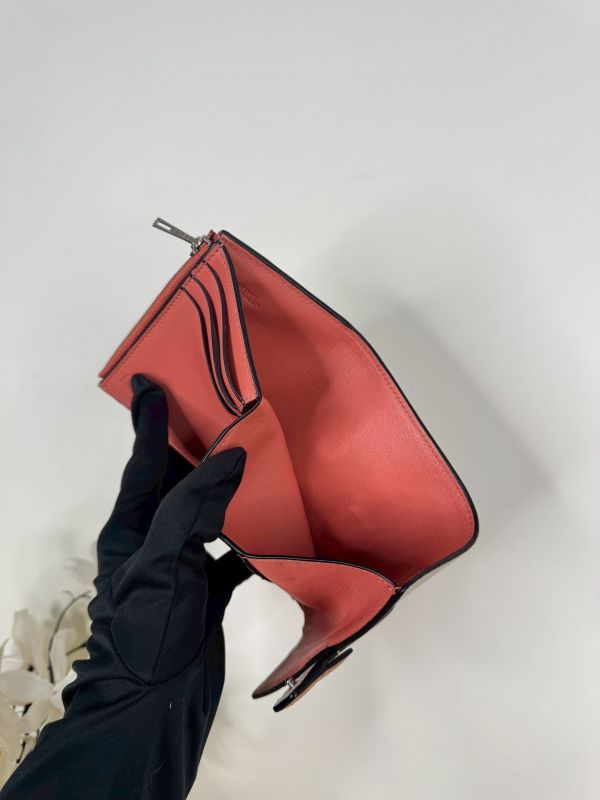 【分期0利率】LOEWE 粒面小牛皮小號豎款錢包【95成新】 
