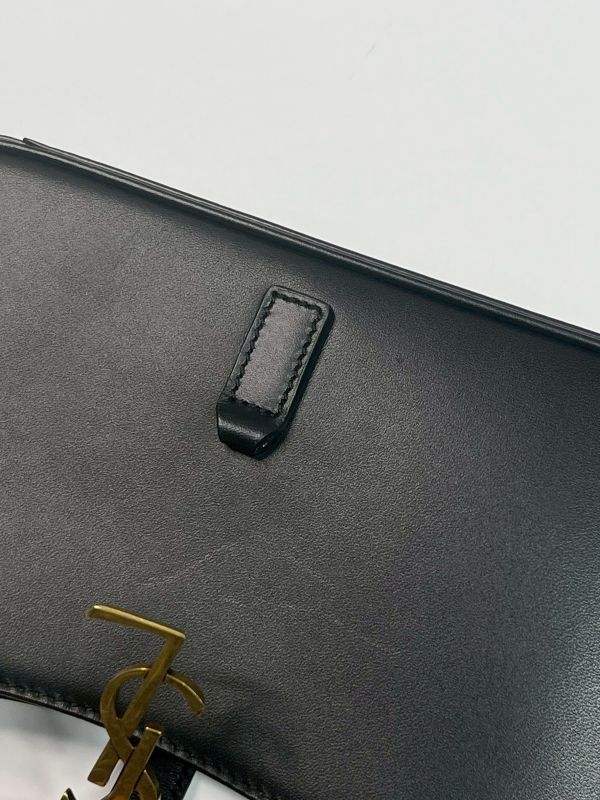 【99成新】YSL le 5 à 7滑面 