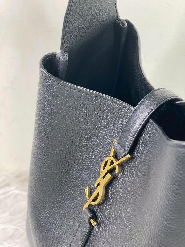 【分期0利率】YSL LE 5 À 7荔枝皮HOBO【9成新】 