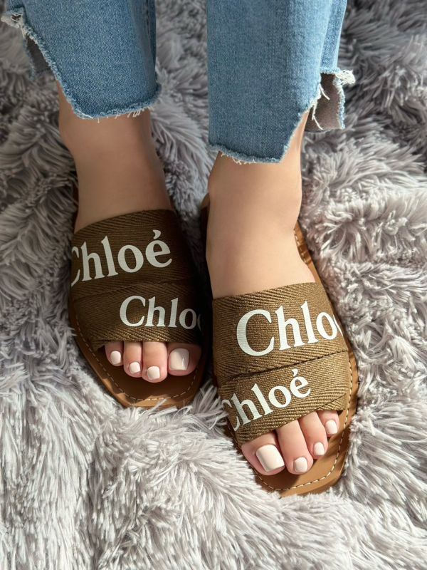 【12期0利率】【全新品】Chloé  橄欖綠繃帶字母拖鞋 現金價9300 