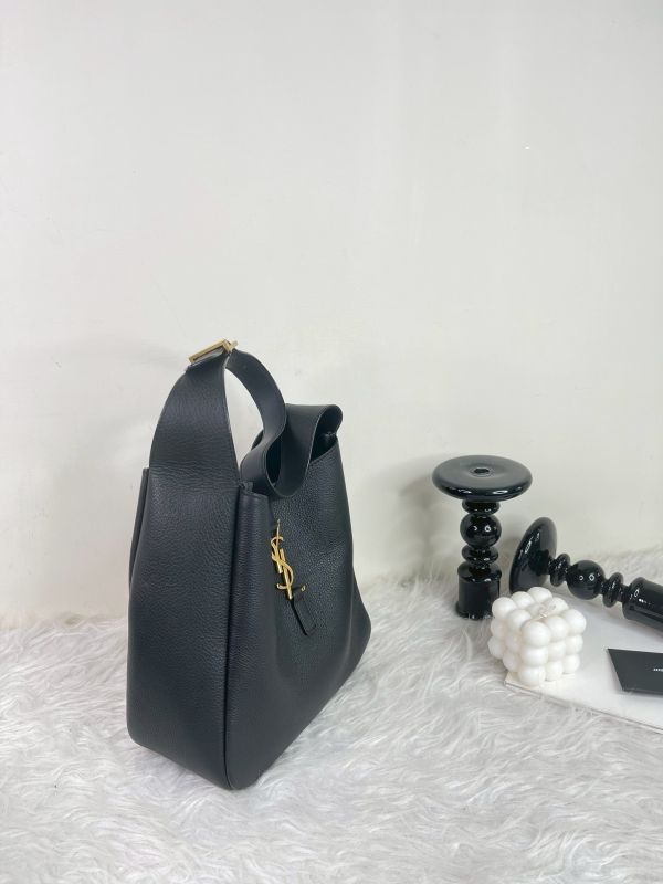 【分期0利率】YSL LE 5 À 7荔枝皮HOBO【9成新】 