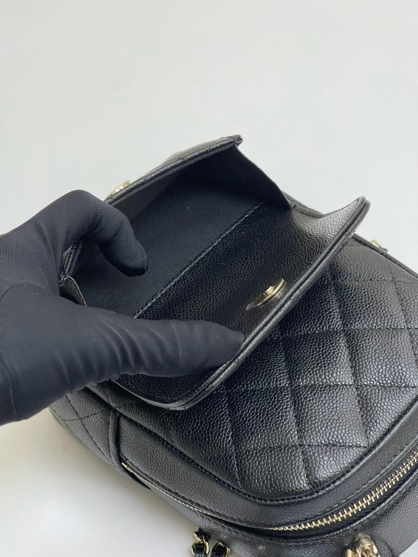 【未使用閒置品】CHANEL  小書包 