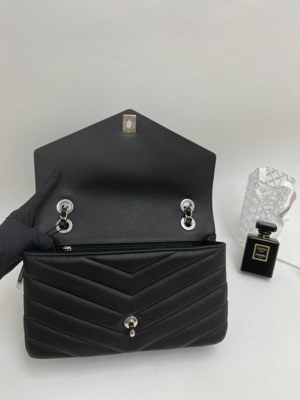 【未使用閒置品】CHANEL 山型紋翻蓋包 