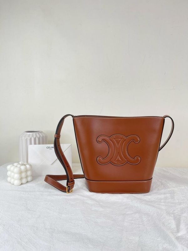 【95成新】CELINE CUIR TRIOMPHE小號水桶包 