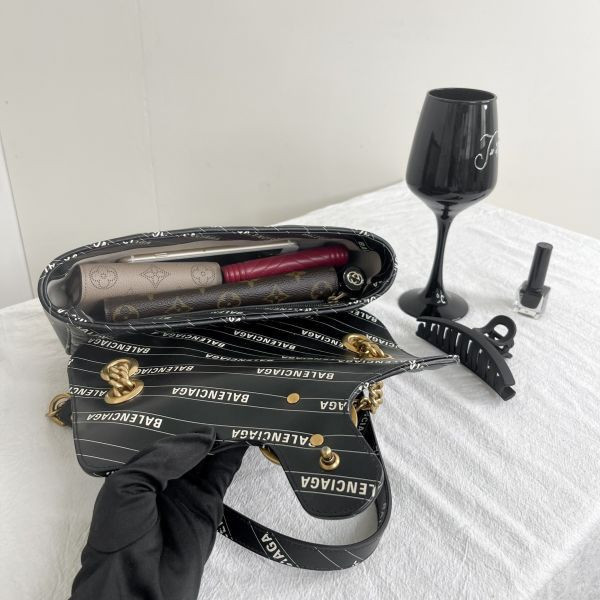 【分期0利率】GUCCI Marmont 巴黎世家聯名款26CM 肩背包【未使用閒置品】 