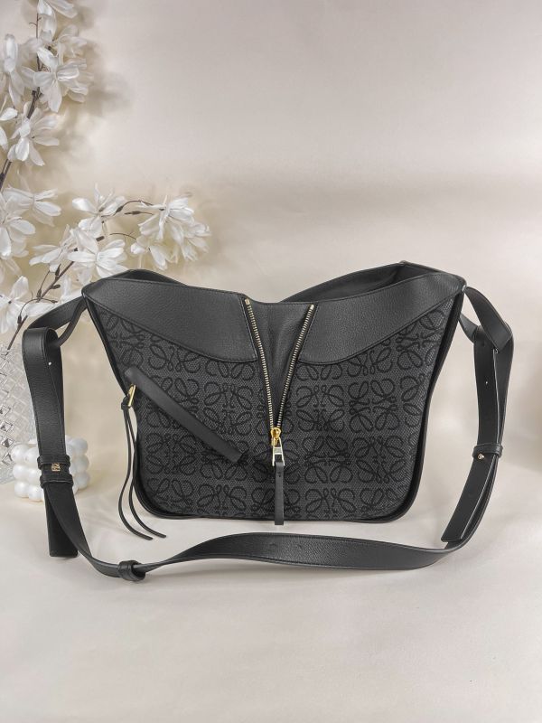 【分期0利率】LOEWE 皮革拼接帆布吊床包 【95成新】 