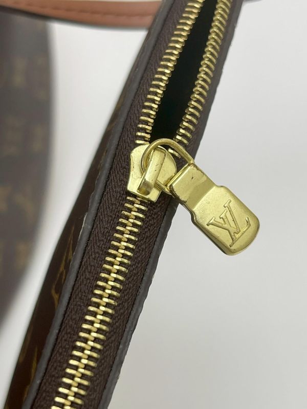 【95成新】LV LOOP HOBO 