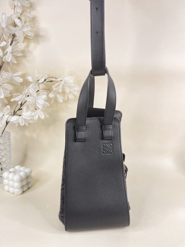 【分期0利率】LOEWE 皮革拼接帆布吊床包 【95成新】 