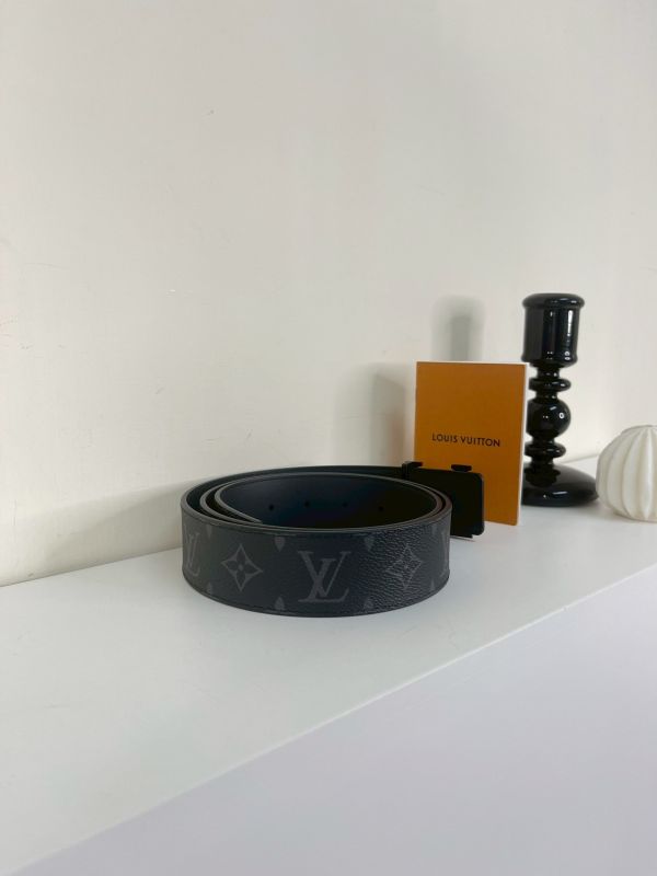 【分期0利率】LV  Initiales啞面黑色皮帶 40MM【全新品】 