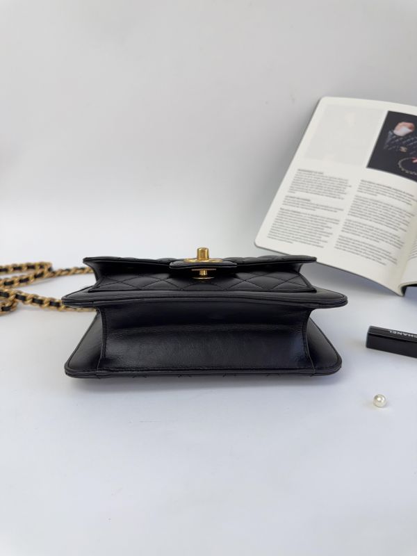 【95成新】CHANEL 23S Mini Flap 口蓋包 