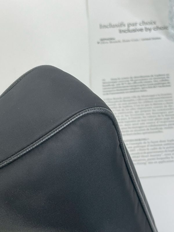 【9成新】PRADA Re-Edition 2005 Re-Nylon 手袋 