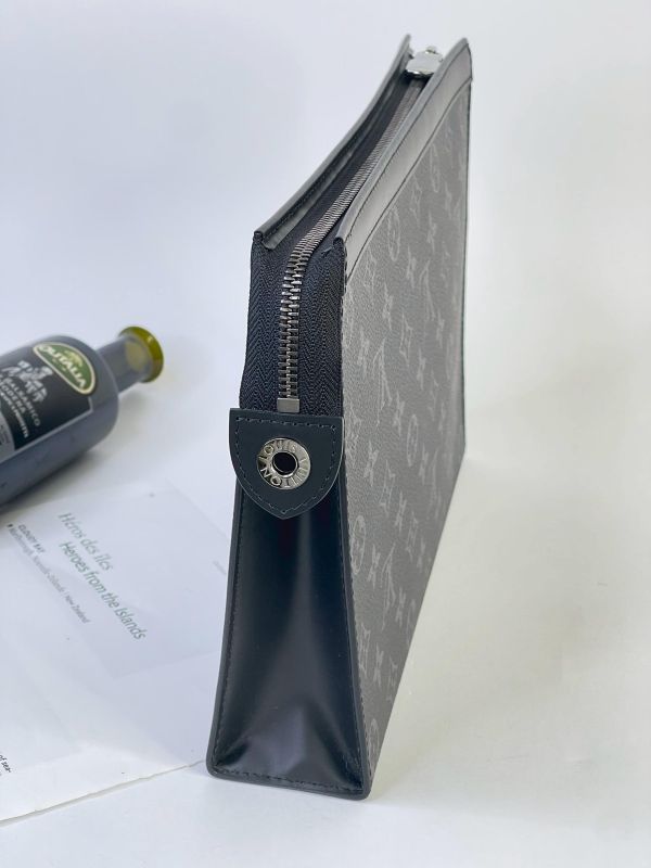 【全新品】LV Pochette Voyage MM 老花手拿包 