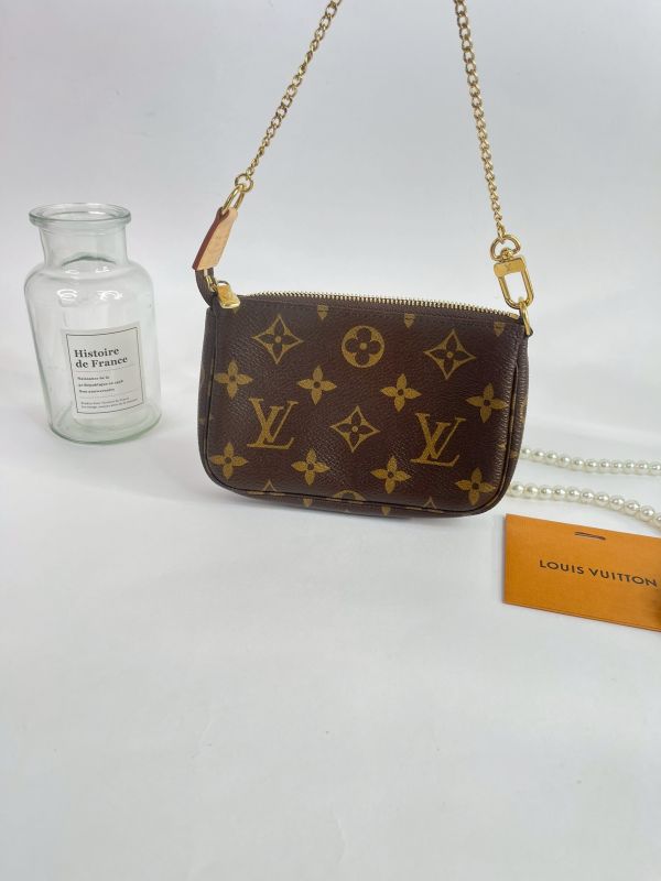 【分期0利率】LV Mini Pochette Accessoires 迷你麻將包【99成新】 