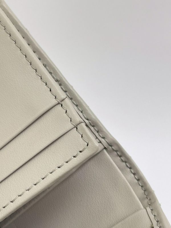【99成新】GUCCI Marmont 愛心兩摺拉鍊零錢袋短夾 