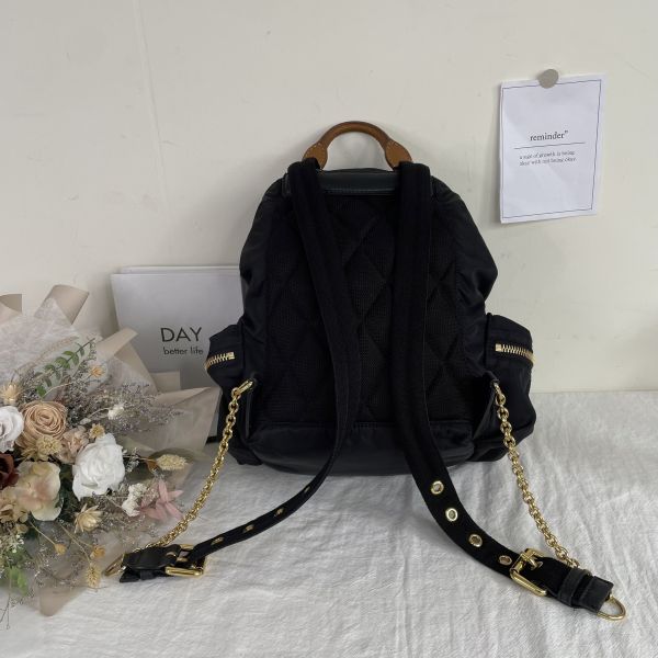 【12期0利率】BURBERRY The Rucksack軍旅中型後背包【85成新】 