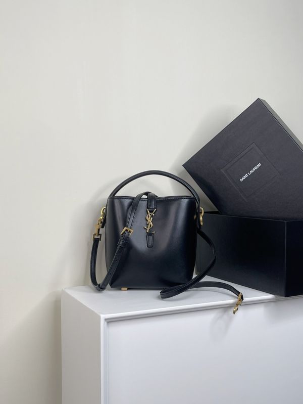 【分期0利率】YSL le 37亮面皮革迷你手袋【95成新】 