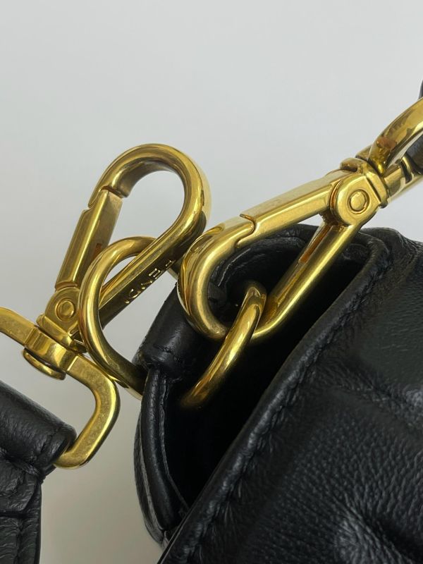 【95成新】FENDI Baguette 法棍包 中號 