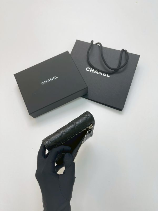 【99成新】CHANEL COCO 背面拉鍊三折短夾 