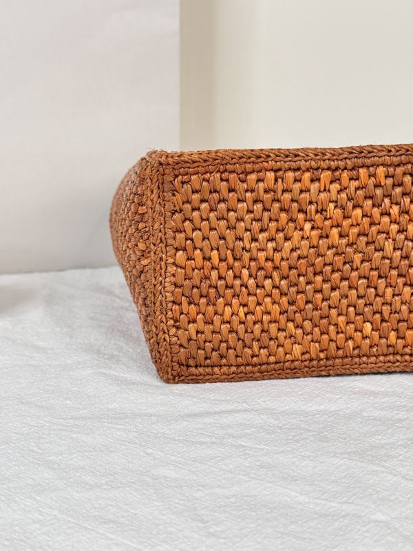 【分期0利率】LOEWE 小號拉菲草手提包【9成新】 